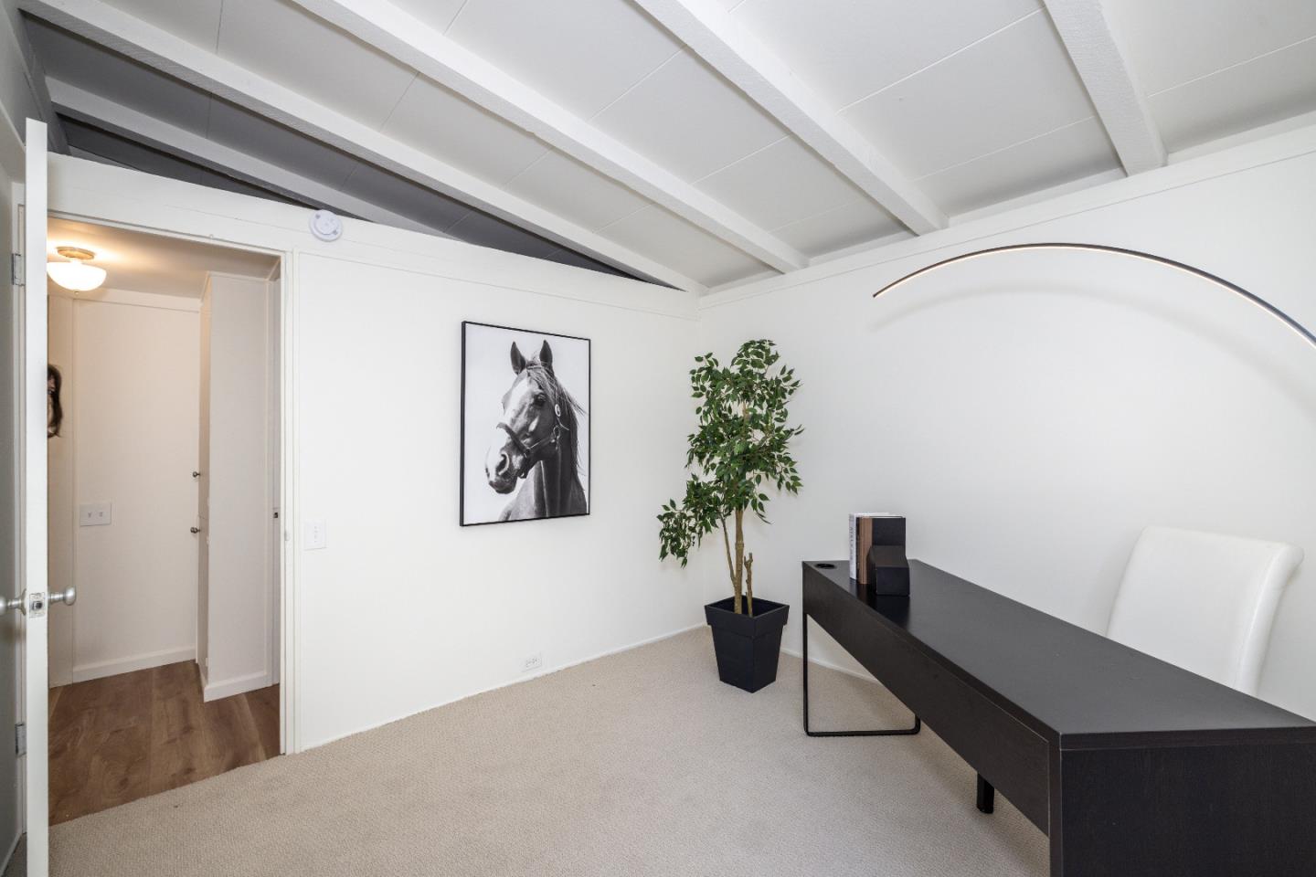 Detail Gallery Image 19 of 26 For 575 E Meadow Dr, Palo Alto,  CA 94306 - 3 Beds | 1 Baths