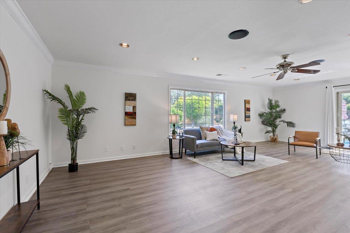 Detail Gallery Image 17 of 38 For 2875 Stevenson St, Santa Clara,  CA 95051 - 4 Beds | 3/1 Baths