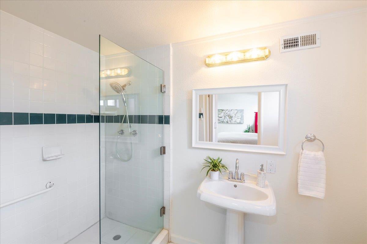 Detail Gallery Image 21 of 38 For 2875 Stevenson St, Santa Clara,  CA 95051 - 4 Beds | 3/1 Baths