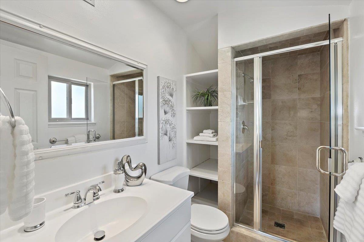 Detail Gallery Image 27 of 38 For 2875 Stevenson St, Santa Clara,  CA 95051 - 4 Beds | 3/1 Baths