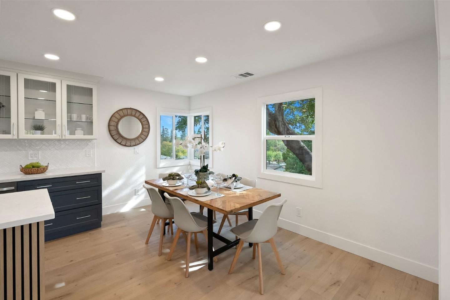 Detail Gallery Image 13 of 53 For 4160 Holly Dr, San Jose,  CA 95127 - 3 Beds | 2 Baths