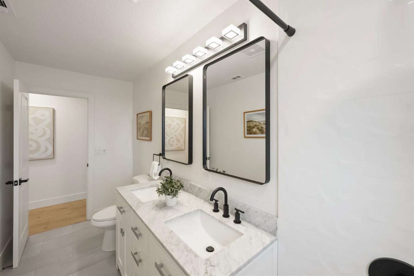 Detail Gallery Image 29 of 53 For 4160 Holly Dr, San Jose,  CA 95127 - 3 Beds | 2 Baths