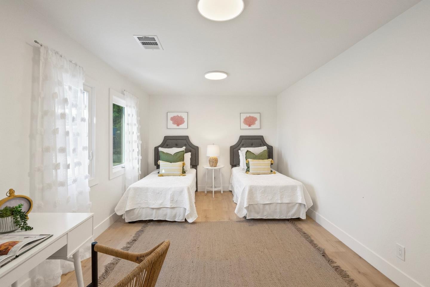 Detail Gallery Image 31 of 53 For 4160 Holly Dr, San Jose,  CA 95127 - 3 Beds | 2 Baths
