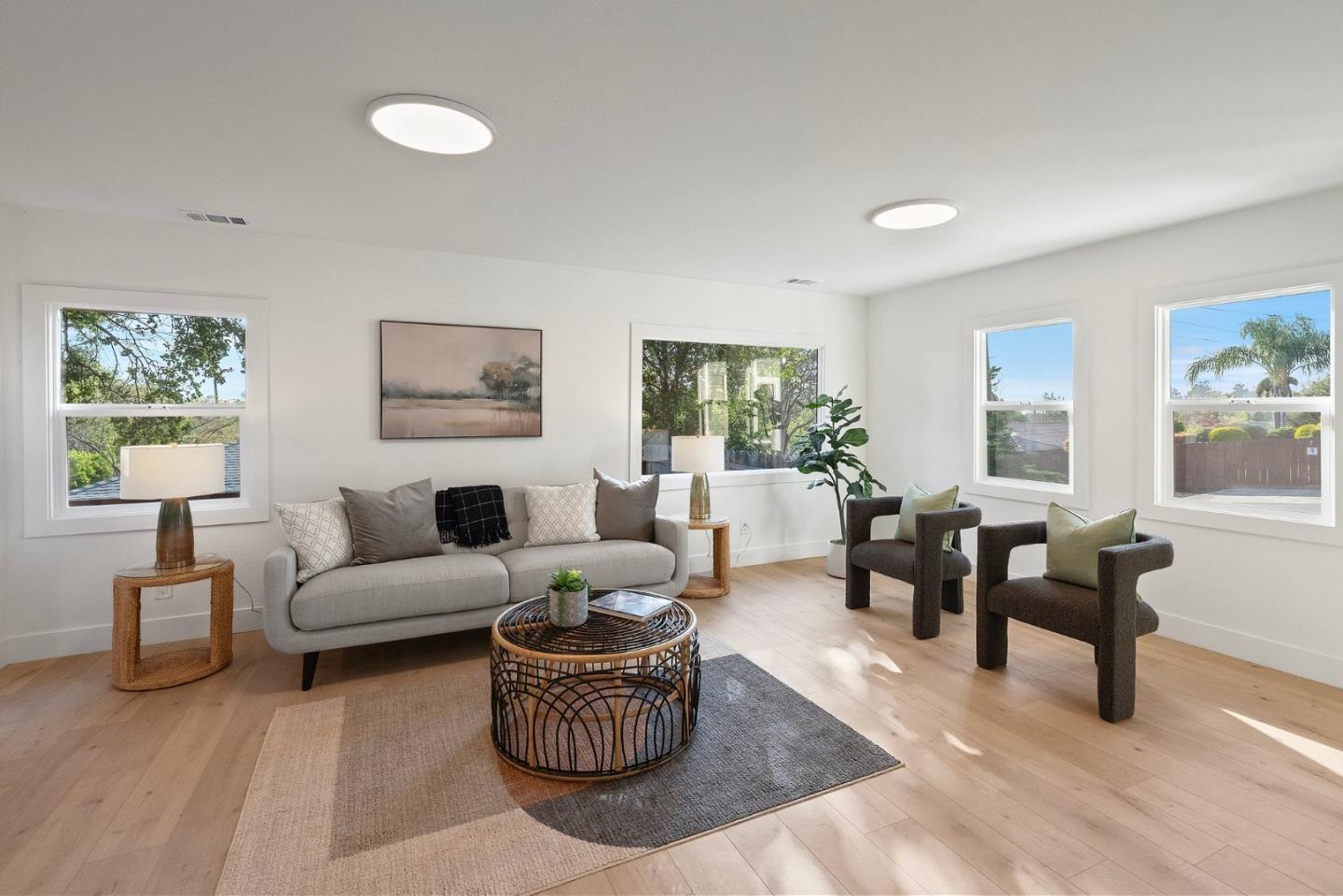 Detail Gallery Image 8 of 53 For 4160 Holly Dr, San Jose,  CA 95127 - 3 Beds | 2 Baths