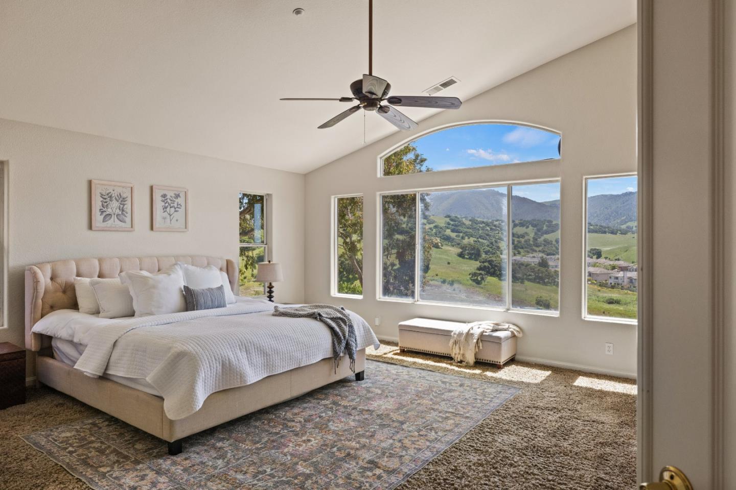 Detail Gallery Image 16 of 25 For 27151 Prestancia Way, Salinas,  CA 93908 - 5 Beds | 4 Baths
