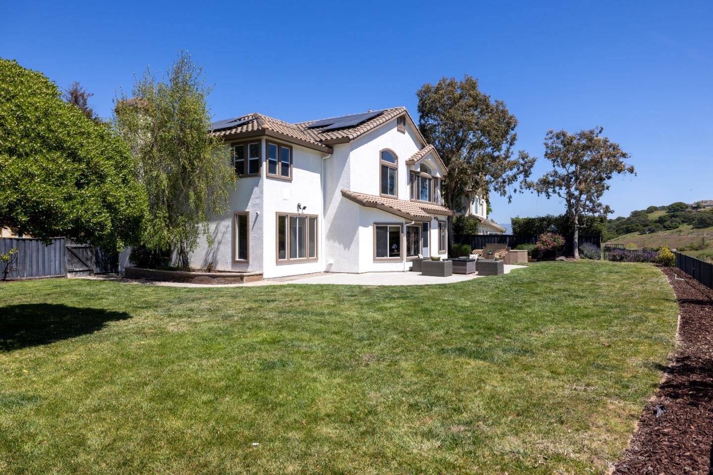 Detail Gallery Image 21 of 25 For 27151 Prestancia Way, Salinas,  CA 93908 - 5 Beds | 4 Baths