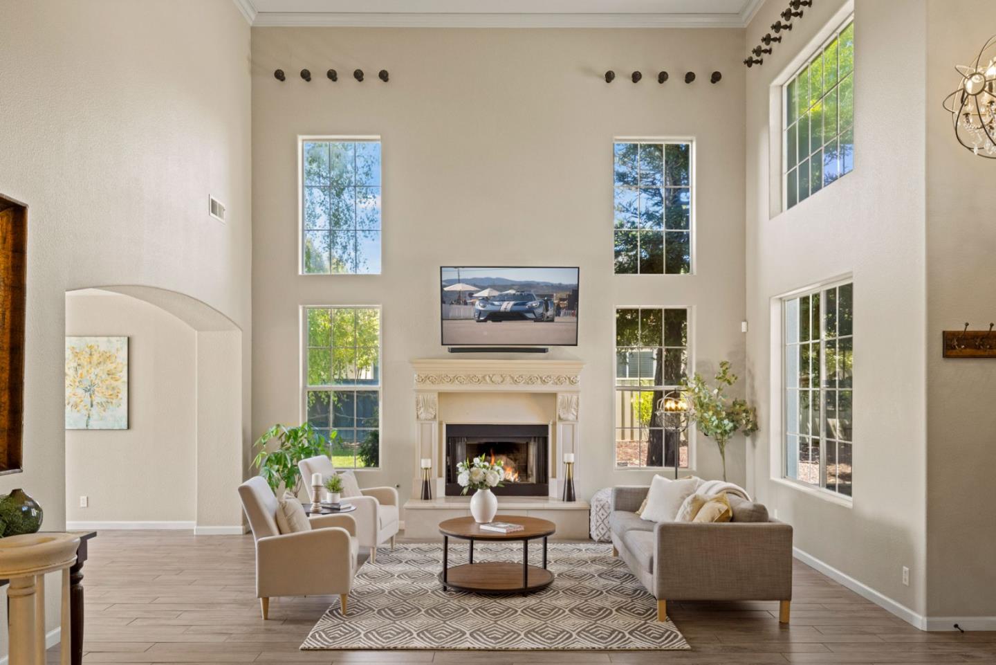Detail Gallery Image 4 of 25 For 27151 Prestancia Way, Salinas,  CA 93908 - 5 Beds | 4 Baths