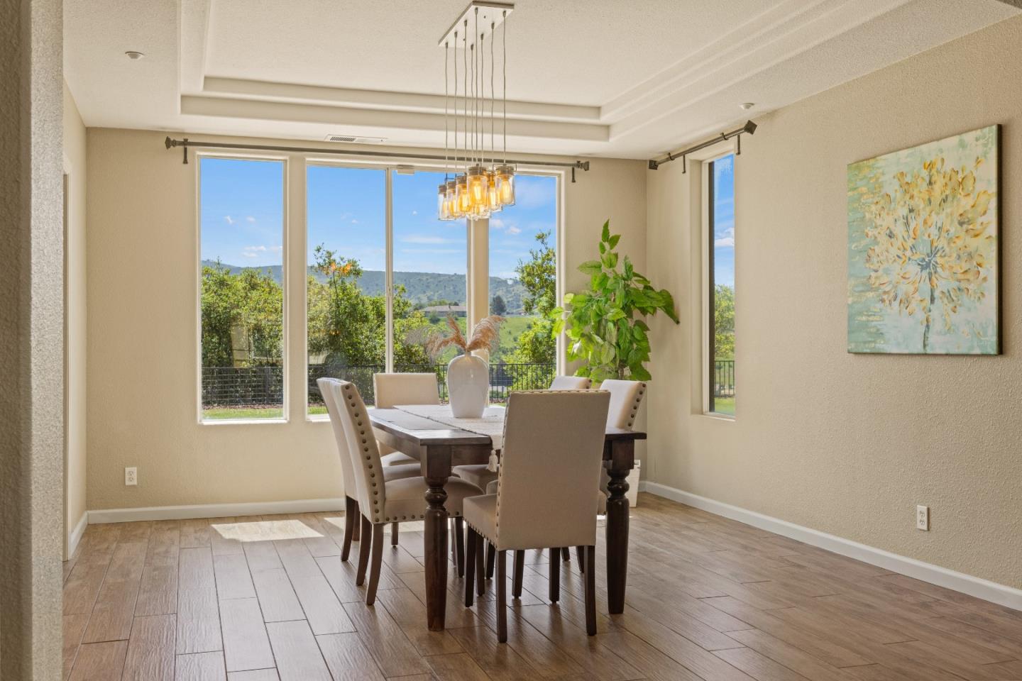 Detail Gallery Image 7 of 25 For 27151 Prestancia Way, Salinas,  CA 93908 - 5 Beds | 4 Baths