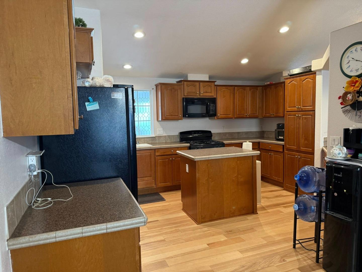 Detail Gallery Image 13 of 34 For 710 Spindrift #710,  San Jose,  CA 95134 - 3 Beds | 2 Baths