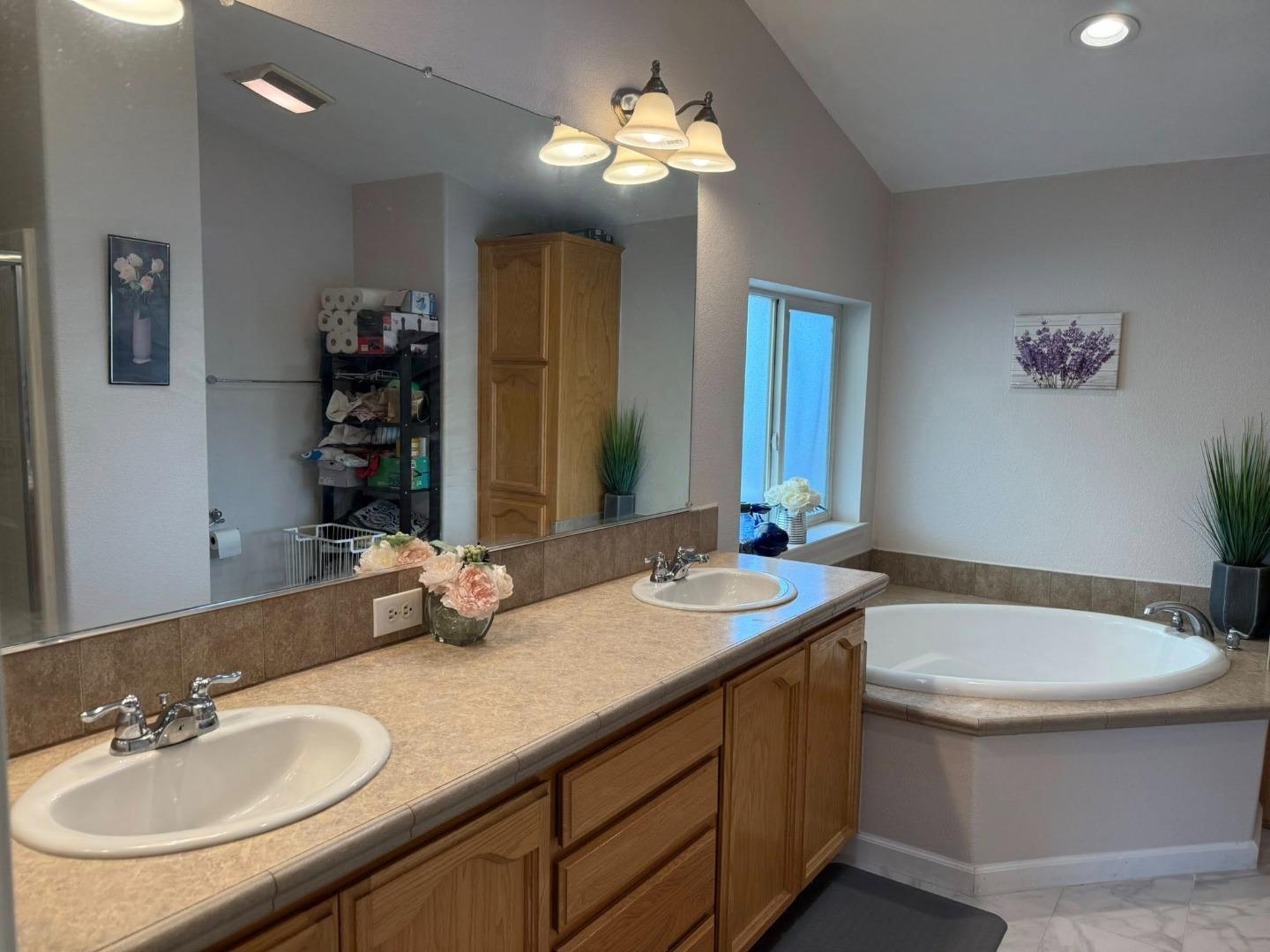 Detail Gallery Image 23 of 34 For 710 Spindrift #710,  San Jose,  CA 95134 - 3 Beds | 2 Baths
