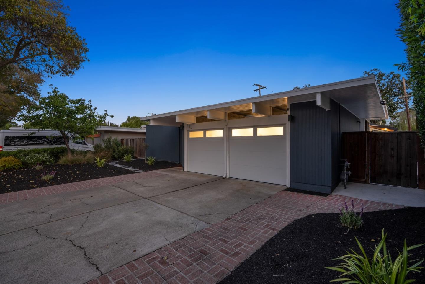 Detail Gallery Image 31 of 57 For 986 Loma Verde Ave, Palo Alto,  CA 94303 - 4 Beds | 2 Baths