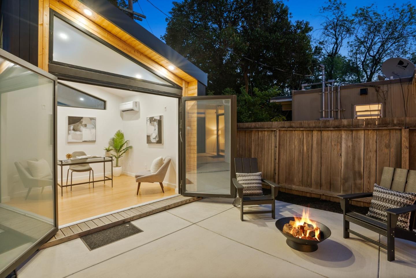 Detail Gallery Image 34 of 57 For 986 Loma Verde Ave, Palo Alto,  CA 94303 - 4 Beds | 2 Baths