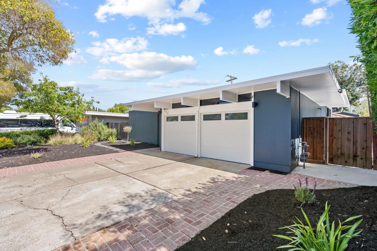 Detail Gallery Image 50 of 57 For 986 Loma Verde Ave, Palo Alto,  CA 94303 - 4 Beds | 2 Baths