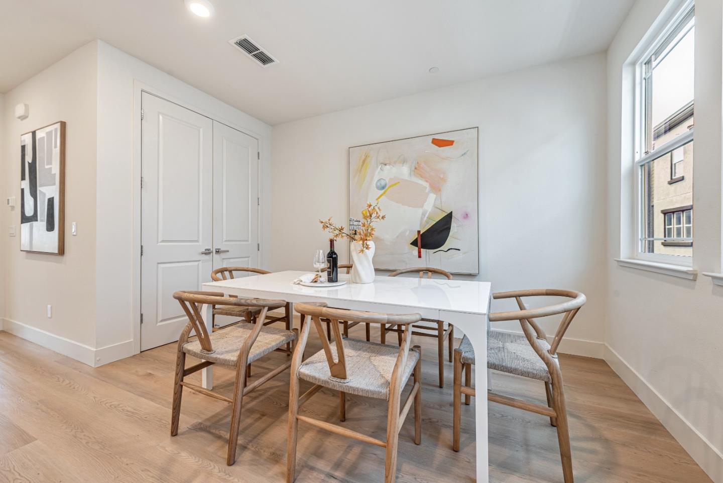 Detail Gallery Image 13 of 28 For 561 San Pasqual Ter #2,  Sunnyvale,  CA 94085 - 4 Beds | 3 Baths