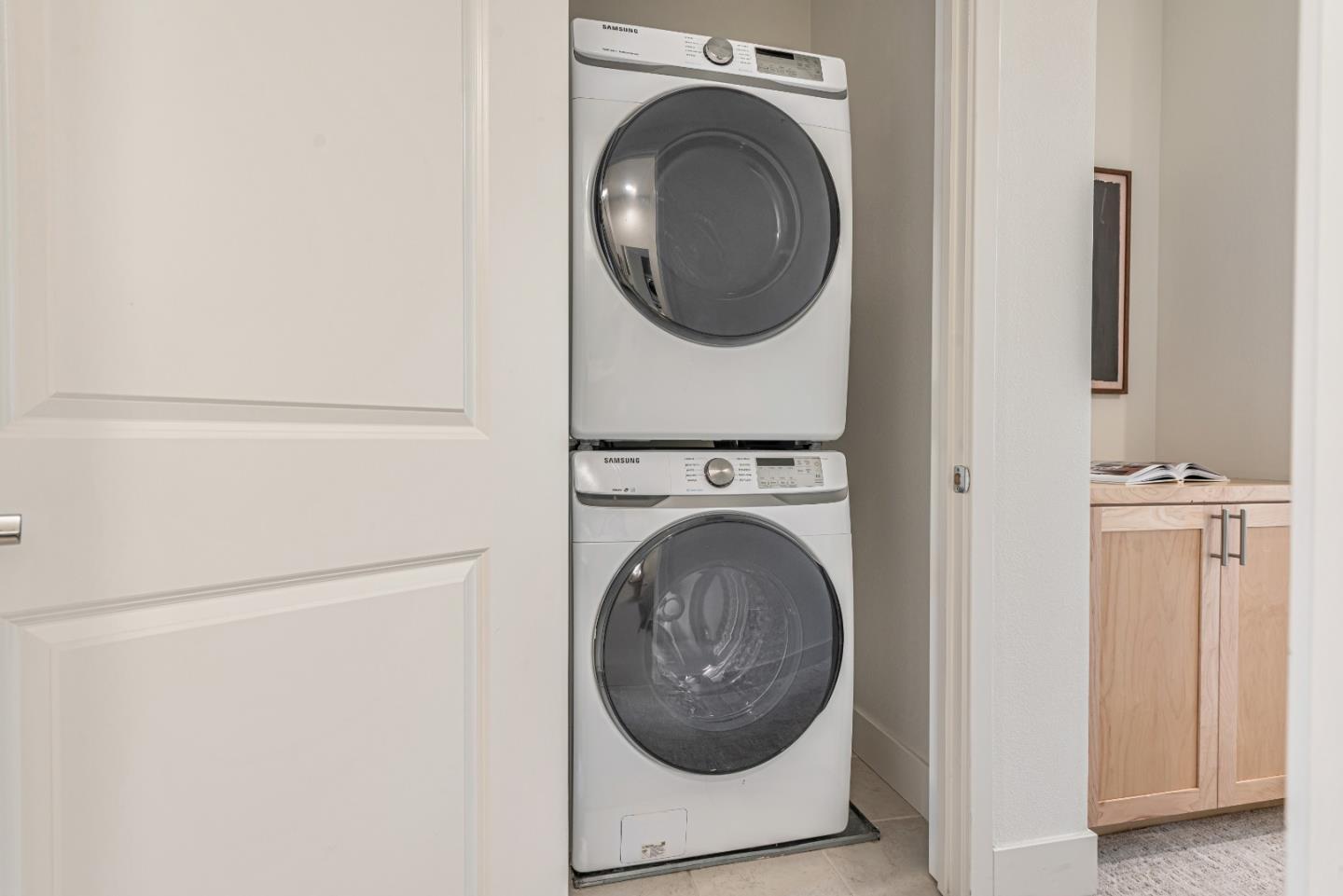 Detail Gallery Image 16 of 28 For 561 San Pasqual Ter #2,  Sunnyvale,  CA 94085 - 4 Beds | 3 Baths