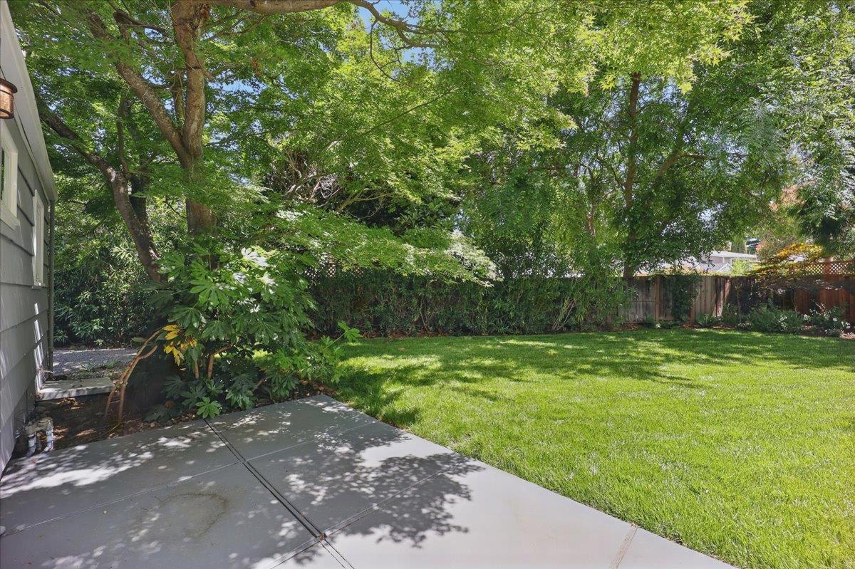 Detail Gallery Image 55 of 56 For 1633 Dallas Ct, Los Altos,  CA 94024 - 3 Beds | 1/1 Baths