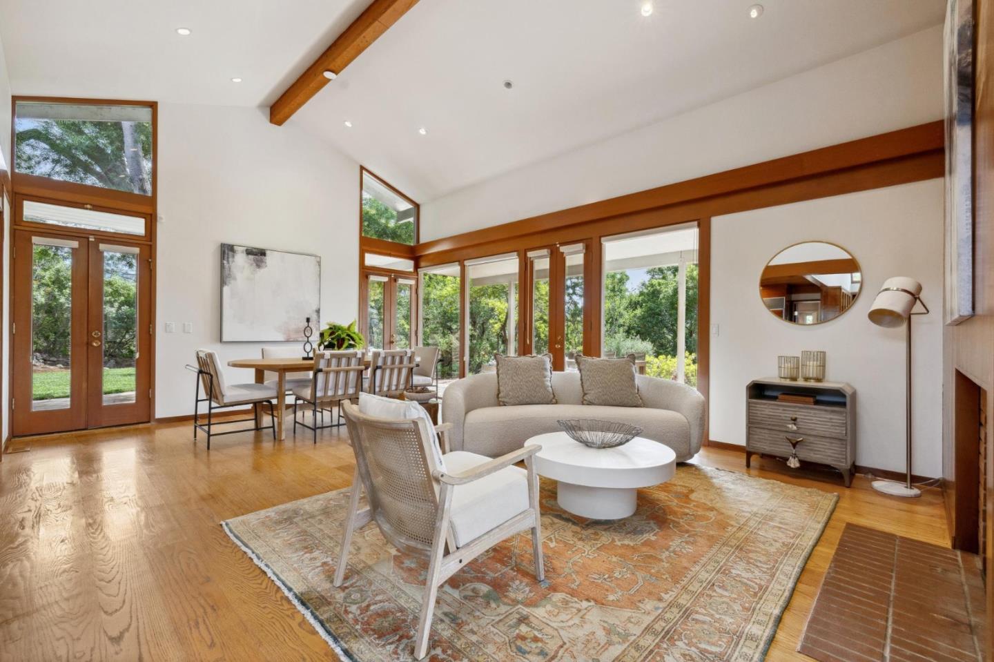 Detail Gallery Image 8 of 37 For 12675 La Cresta Dr, Los Altos Hills,  CA 94022 - 4 Beds | 3 Baths