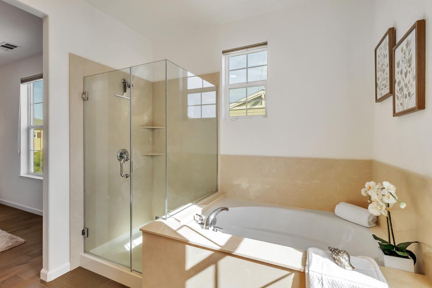 Detail Gallery Image 15 of 27 For 636 Bair Island Rd #301,  Redwood City,  CA 94063 - 2 Beds | 2/1 Baths