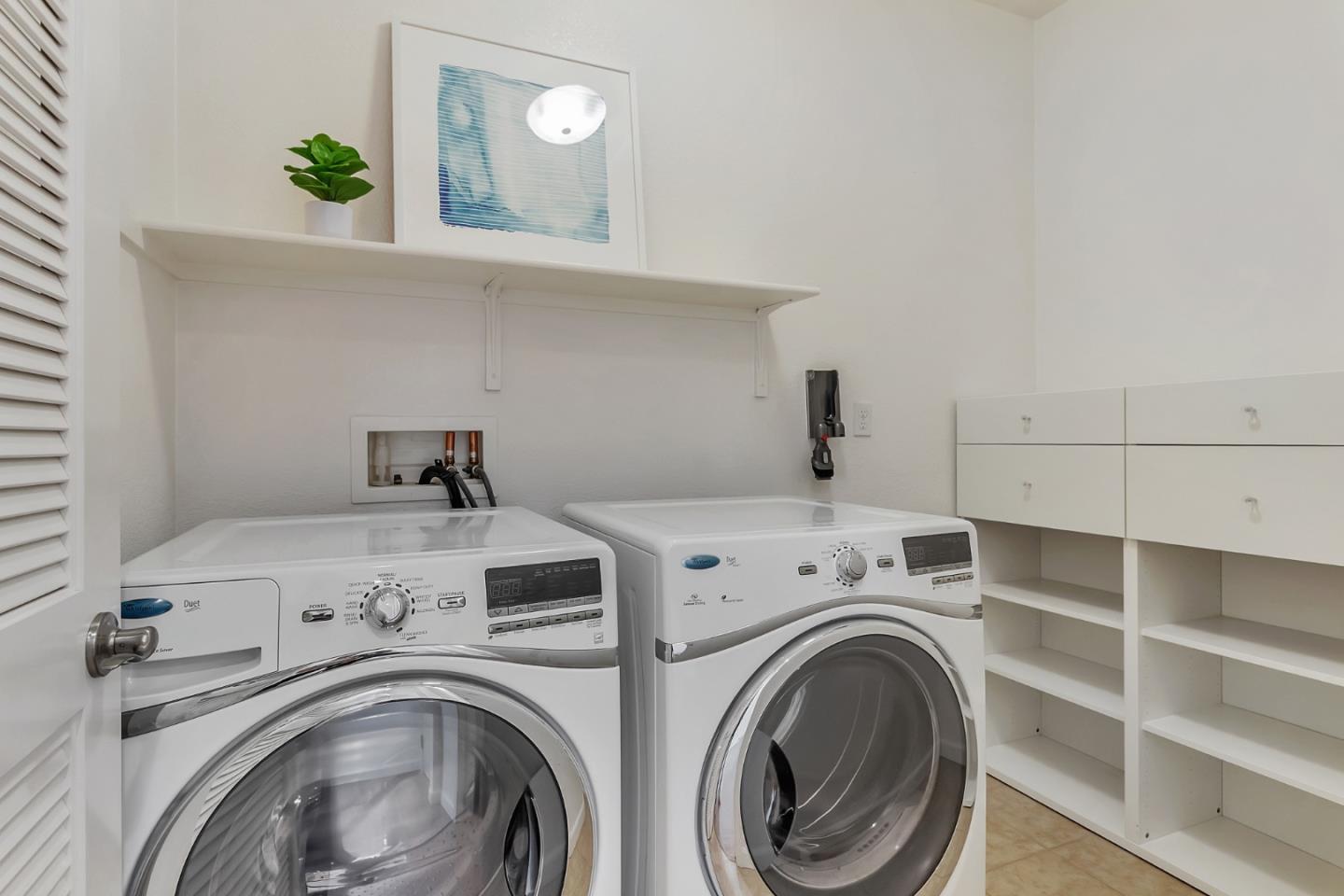 Detail Gallery Image 17 of 27 For 636 Bair Island Rd #301,  Redwood City,  CA 94063 - 2 Beds | 2/1 Baths