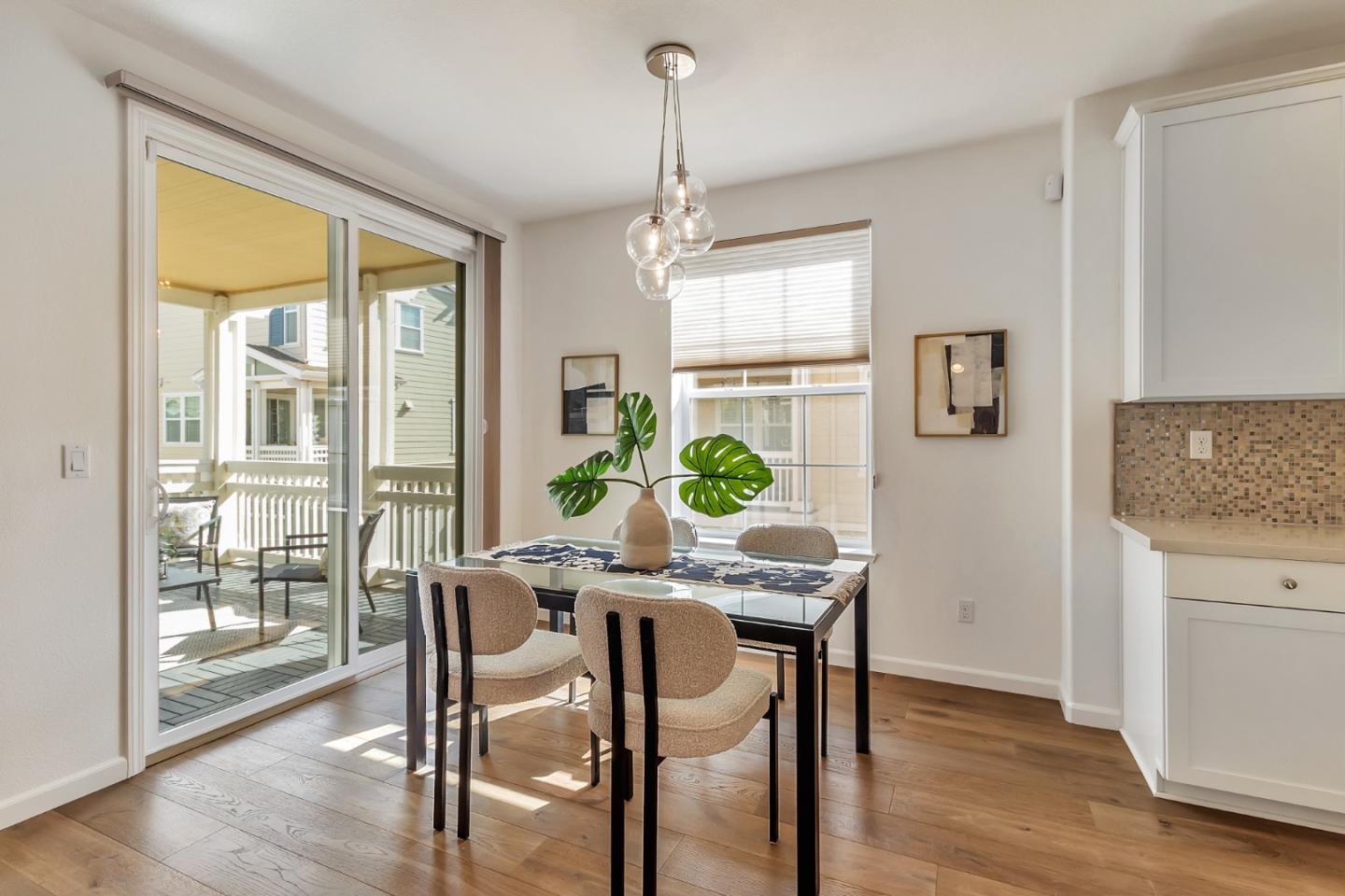 Detail Gallery Image 18 of 27 For 636 Bair Island Rd #301,  Redwood City,  CA 94063 - 2 Beds | 2/1 Baths