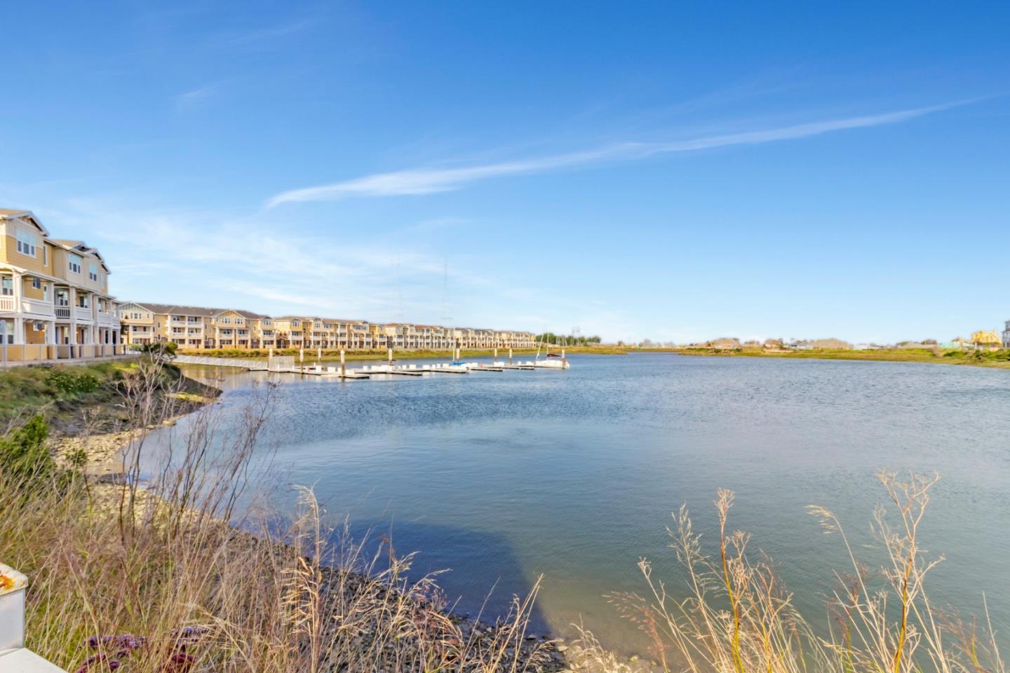 Detail Gallery Image 25 of 27 For 636 Bair Island Rd #301,  Redwood City,  CA 94063 - 2 Beds | 2/1 Baths