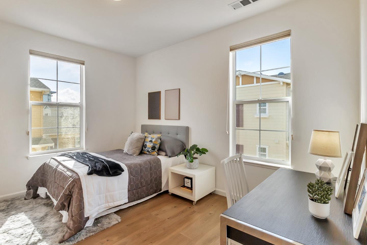 Detail Gallery Image 8 of 27 For 636 Bair Island Rd #301,  Redwood City,  CA 94063 - 2 Beds | 2/1 Baths
