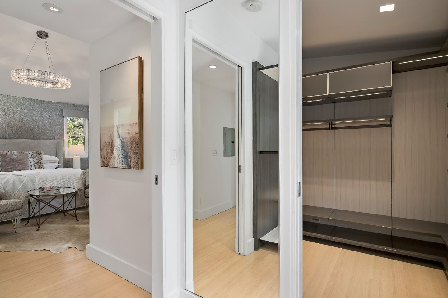 Detail Gallery Image 31 of 40 For 1101 Hamilton Ave, Palo Alto,  CA 94301 - 3 Beds | 3/1 Baths