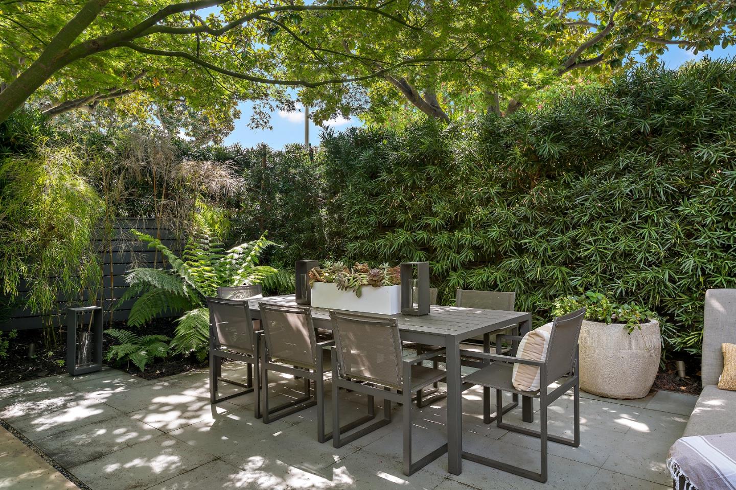 Detail Gallery Image 36 of 40 For 1101 Hamilton Ave, Palo Alto,  CA 94301 - 3 Beds | 3/1 Baths