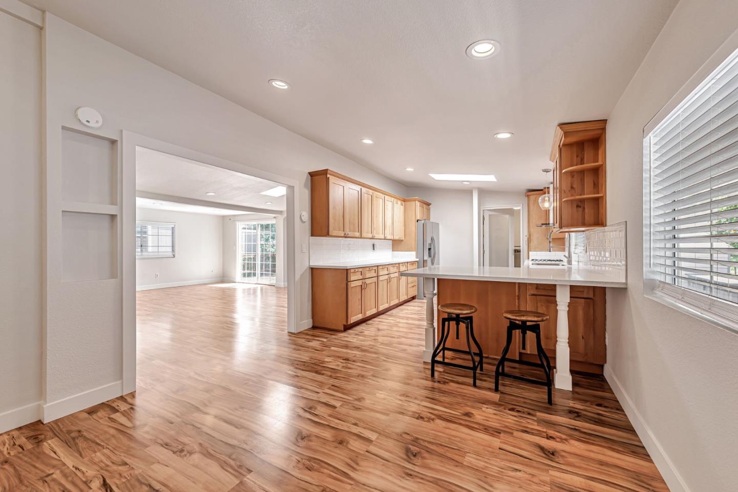 Detail Gallery Image 15 of 45 For 125 N Mary Ave #60,  Sunnyvale,  CA 94086 - 3 Beds | 2 Baths