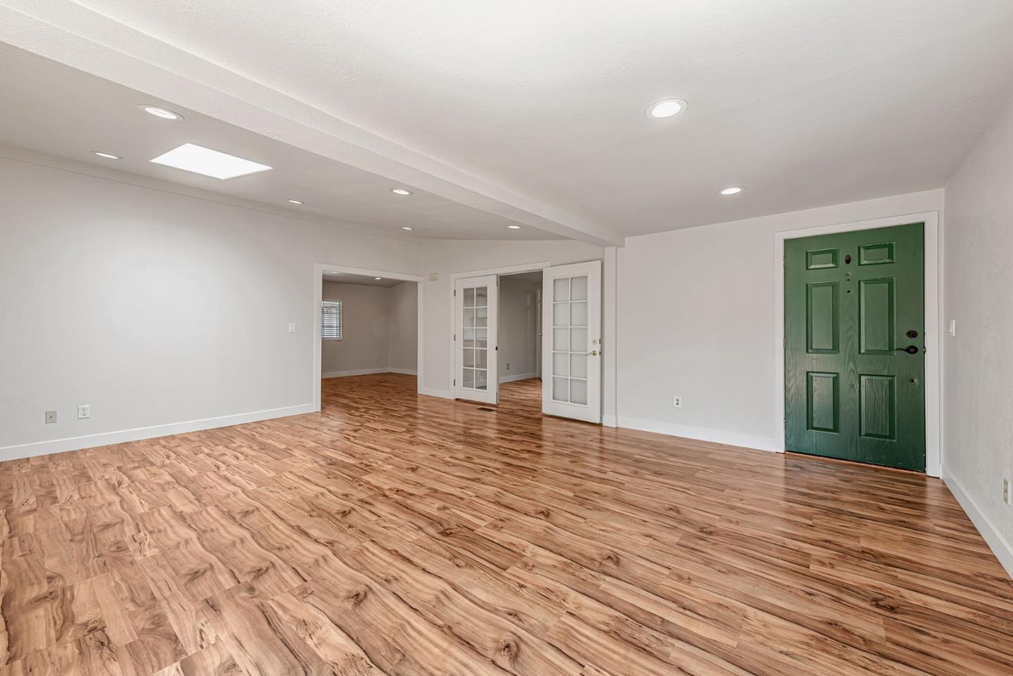 Detail Gallery Image 7 of 45 For 125 N Mary Ave #60,  Sunnyvale,  CA 94086 - 3 Beds | 2 Baths