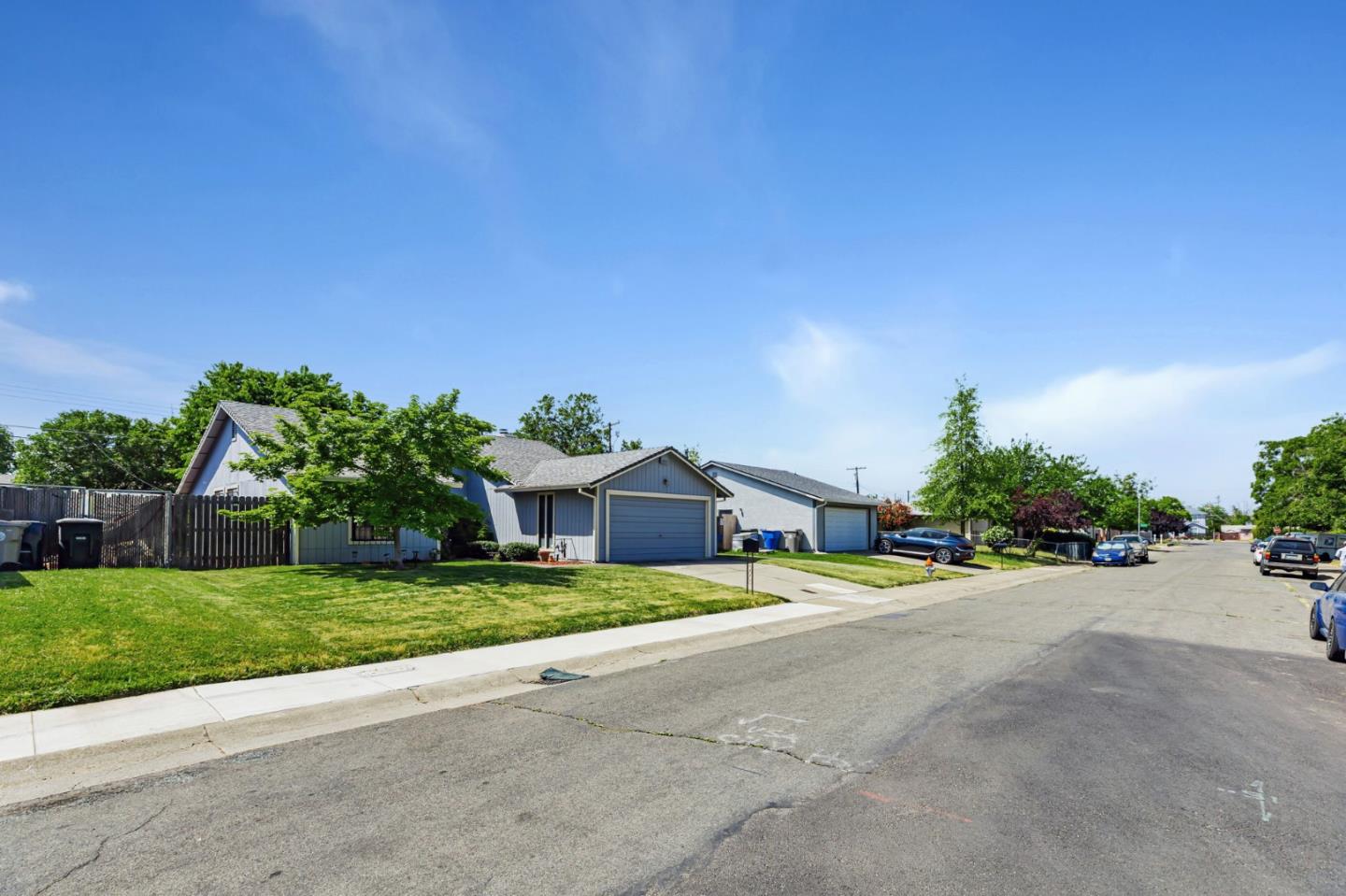 Detail Gallery Image 13 of 37 For 3203 Luscutoff Ct, Sacramento,  CA 95820 - 2 Beds | 2 Baths