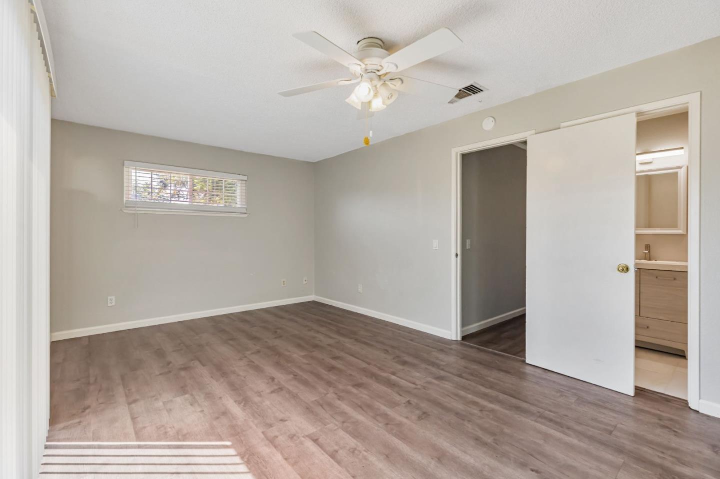 Detail Gallery Image 30 of 37 For 3203 Luscutoff Ct, Sacramento,  CA 95820 - 2 Beds | 2 Baths