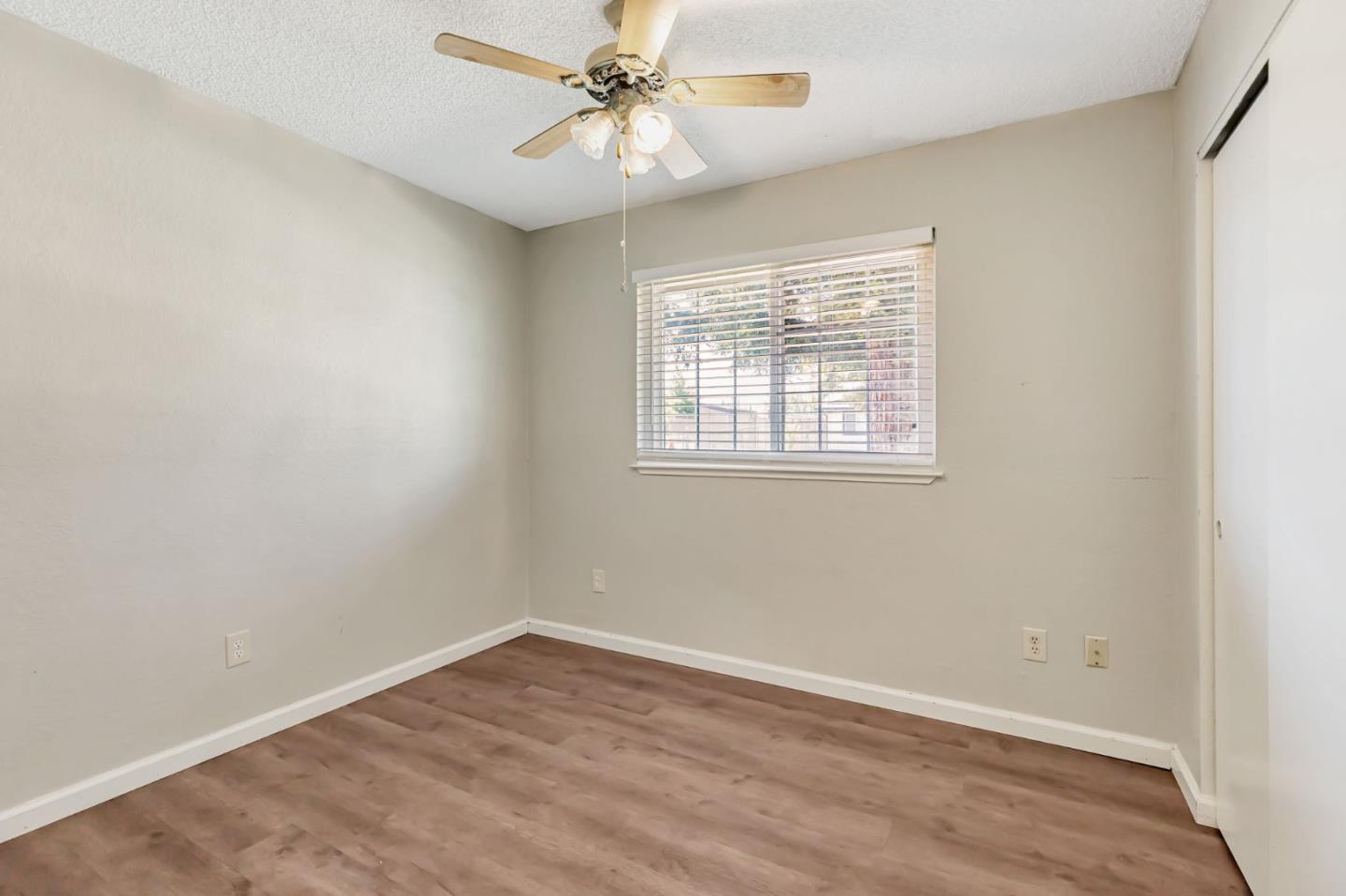 Detail Gallery Image 32 of 37 For 3203 Luscutoff Ct, Sacramento,  CA 95820 - 2 Beds | 2 Baths