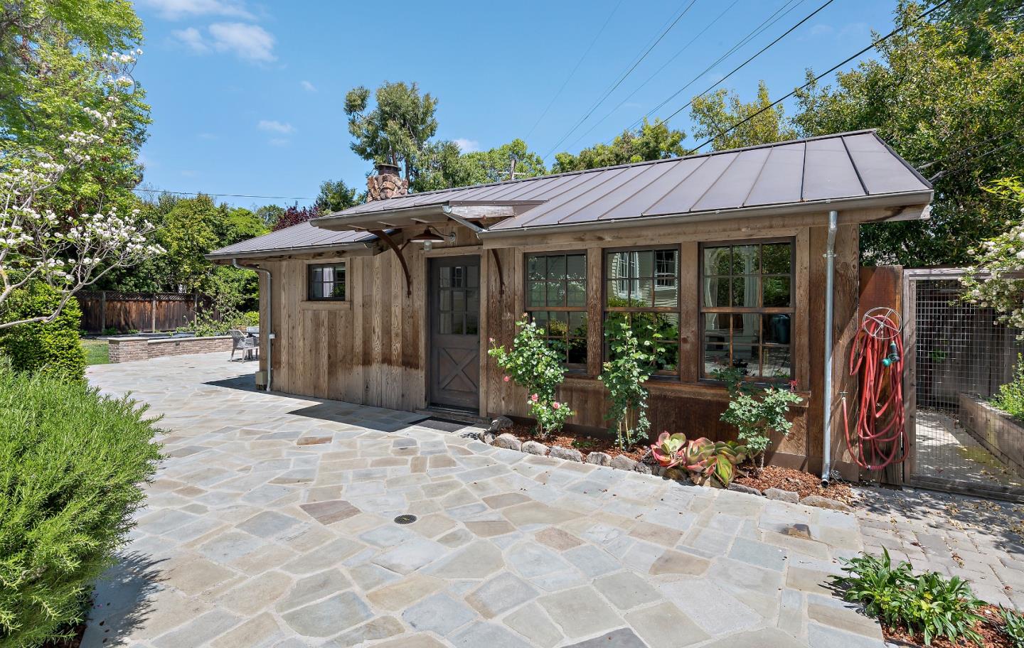 Detail Gallery Image 24 of 28 For 161 Primrose Way, Palo Alto,  CA 94303 - 5 Beds | 4/1 Baths