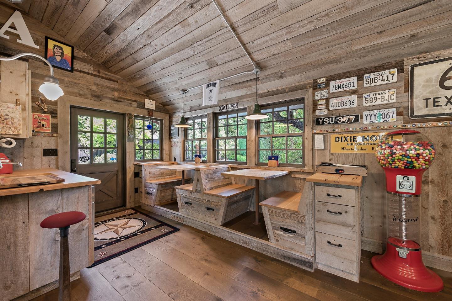 Detail Gallery Image 28 of 28 For 161 Primrose Way, Palo Alto,  CA 94303 - 5 Beds | 4/1 Baths