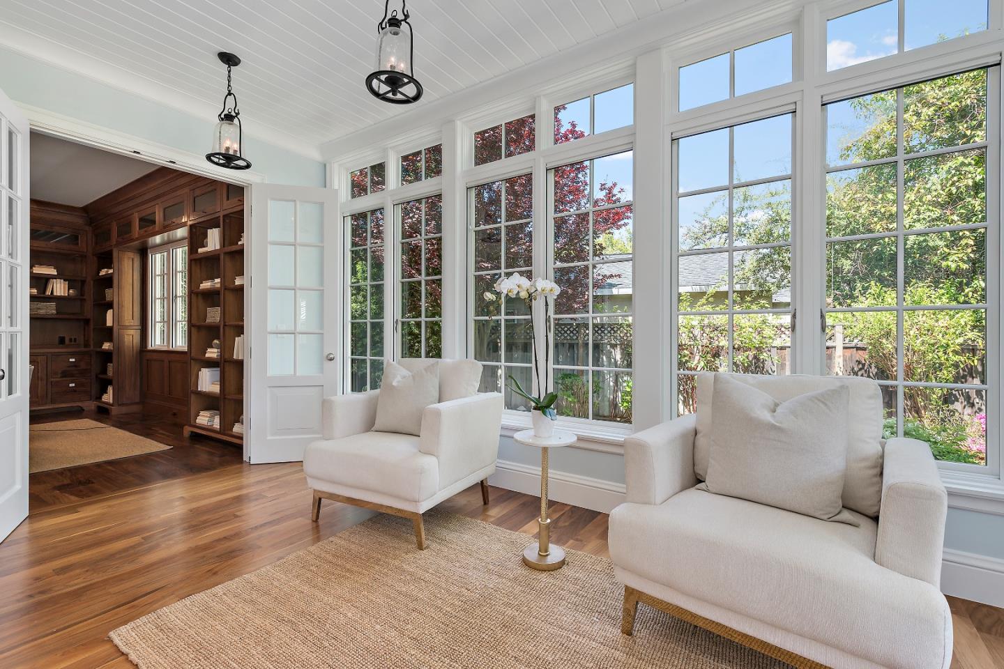 Detail Gallery Image 8 of 28 For 161 Primrose Way, Palo Alto,  CA 94303 - 5 Beds | 4/1 Baths