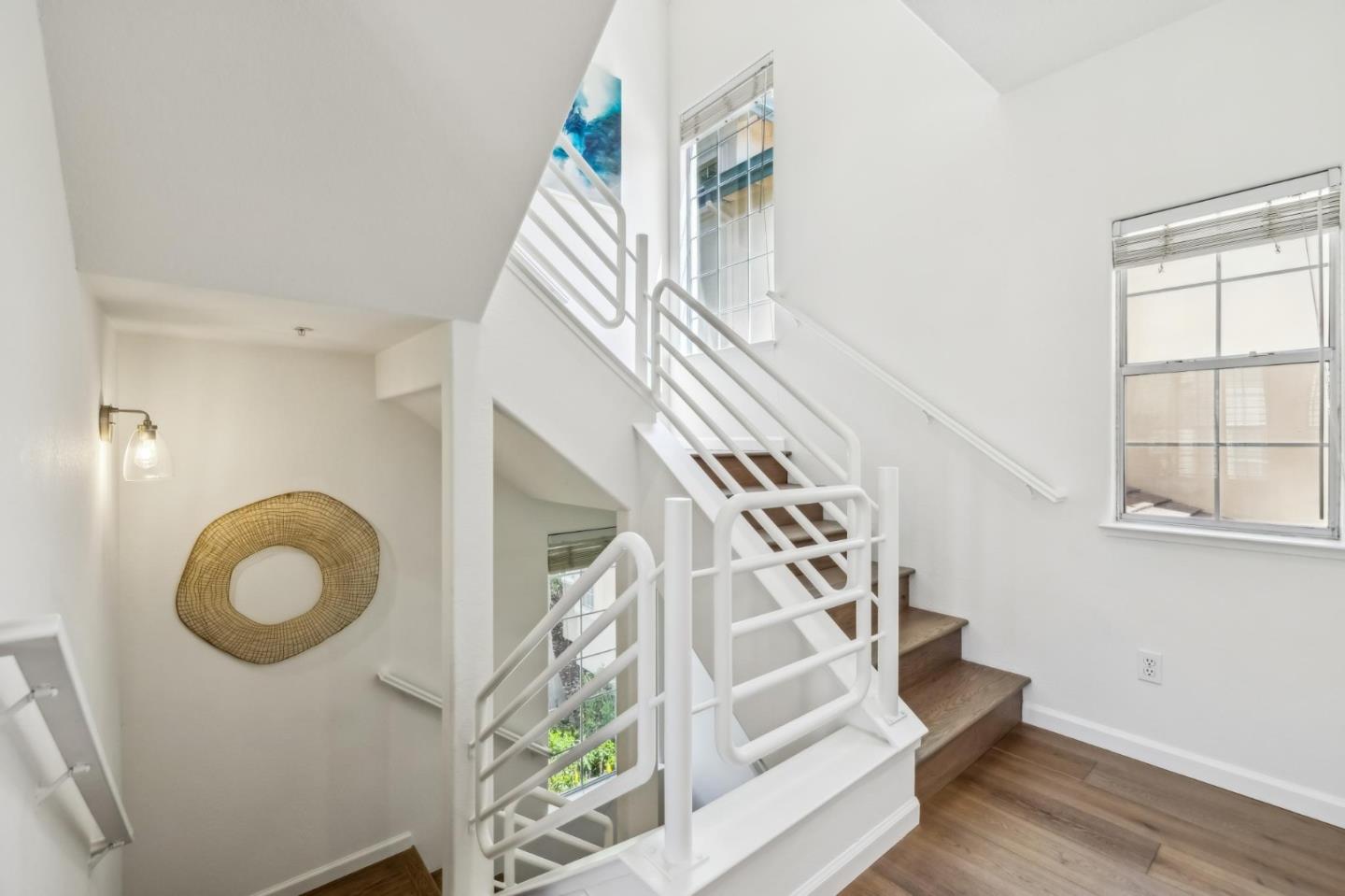 Detail Gallery Image 10 of 26 For 4173 El Camino Real #35,  Palo Alto,  CA 94306 - 3 Beds | 3/1 Baths