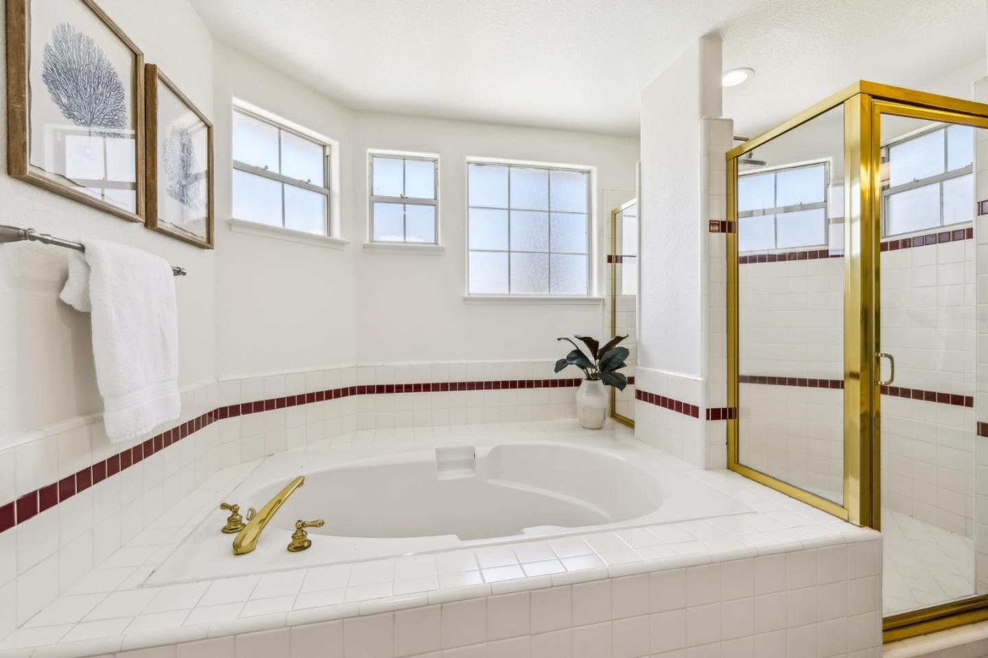 Detail Gallery Image 14 of 26 For 4173 El Camino Real #35,  Palo Alto,  CA 94306 - 3 Beds | 3/1 Baths