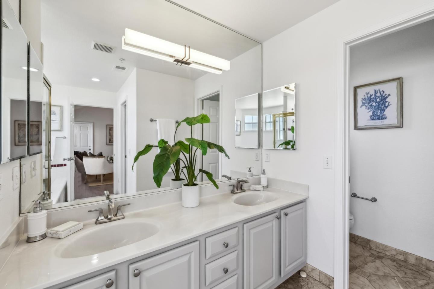 Detail Gallery Image 15 of 26 For 4173 El Camino Real #35,  Palo Alto,  CA 94306 - 3 Beds | 3/1 Baths