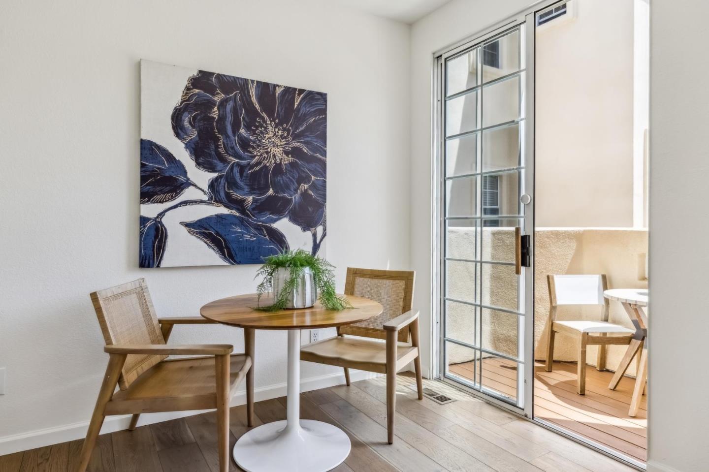 Detail Gallery Image 8 of 26 For 4173 El Camino Real #35,  Palo Alto,  CA 94306 - 3 Beds | 3/1 Baths