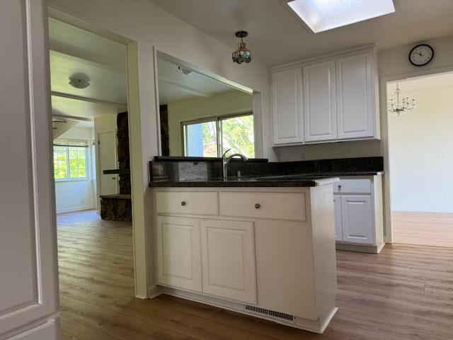 Detail Gallery Image 12 of 30 For 161 Parkview Ct, San Bruno,  CA 94066 - 4 Beds | 3 Baths
