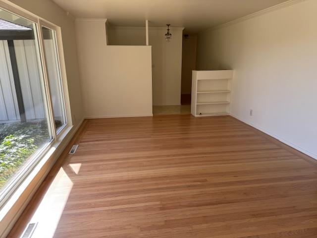 Detail Gallery Image 6 of 30 For 161 Parkview Ct, San Bruno,  CA 94066 - 4 Beds | 3 Baths