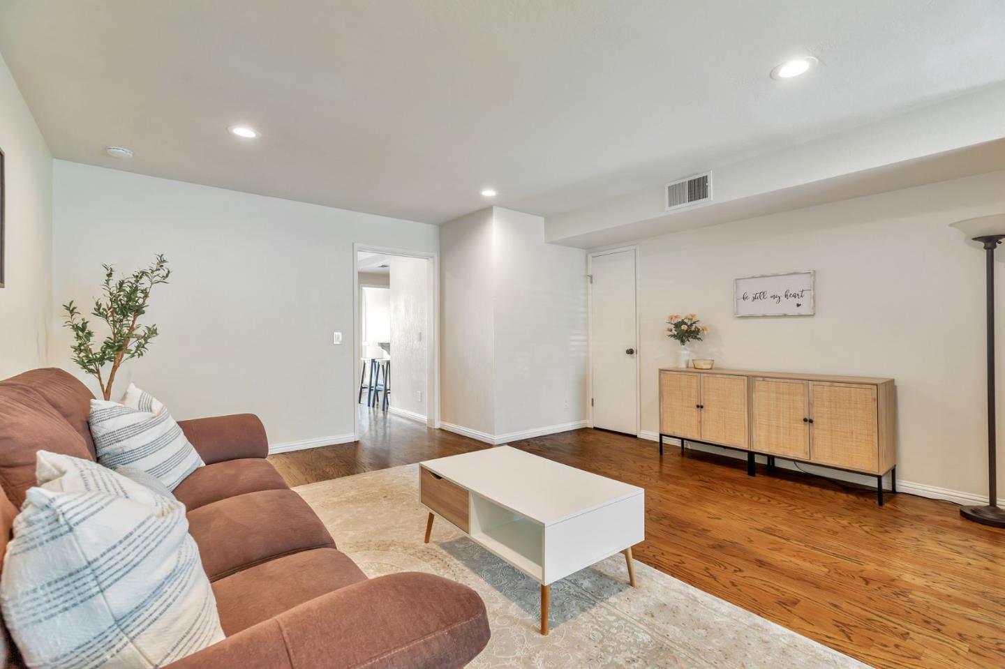 Detail Gallery Image 12 of 55 For 15173 Yosemite Way, Morgan Hill,  CA 95037 - 2 Beds | 2 Baths