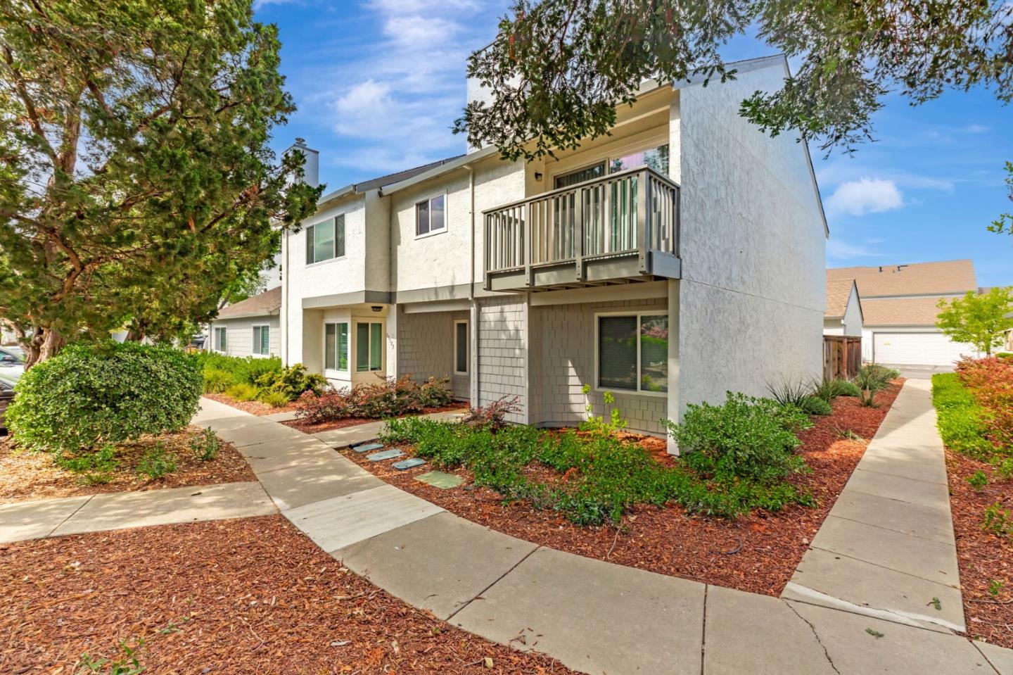 Detail Gallery Image 3 of 55 For 15173 Yosemite Way, Morgan Hill,  CA 95037 - 2 Beds | 2 Baths