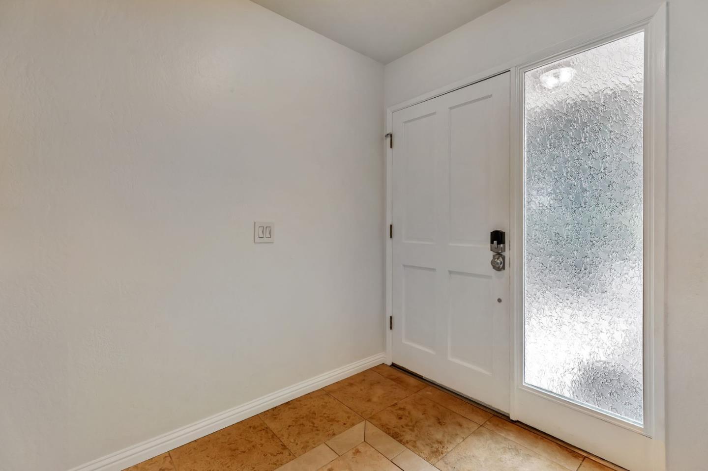 Detail Gallery Image 5 of 55 For 15173 Yosemite Way, Morgan Hill,  CA 95037 - 2 Beds | 2 Baths