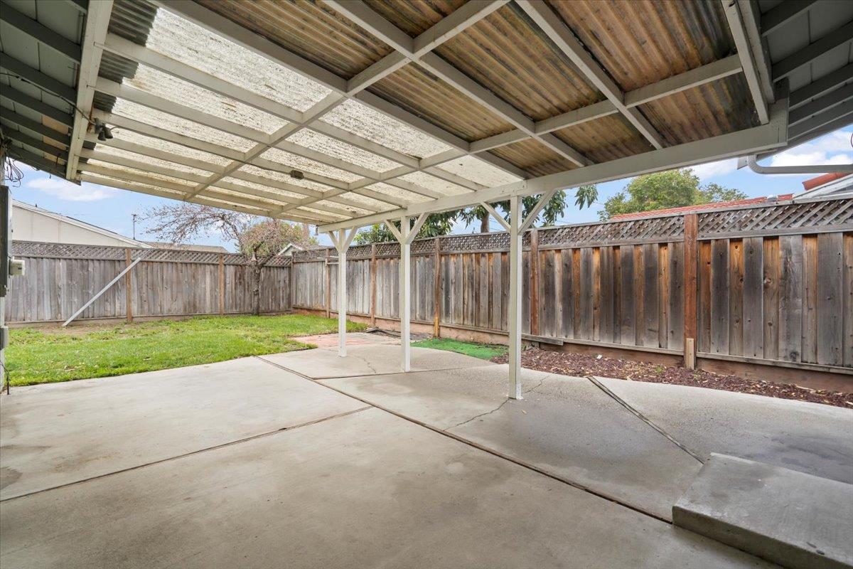 Detail Gallery Image 17 of 19 For 595 Yurok Cir, San Jose,  CA 95123 - 3 Beds | 2 Baths