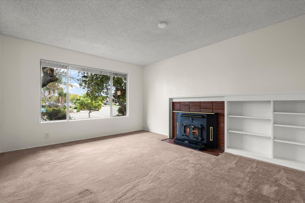 Detail Gallery Image 3 of 19 For 595 Yurok Cir, San Jose,  CA 95123 - 3 Beds | 2 Baths