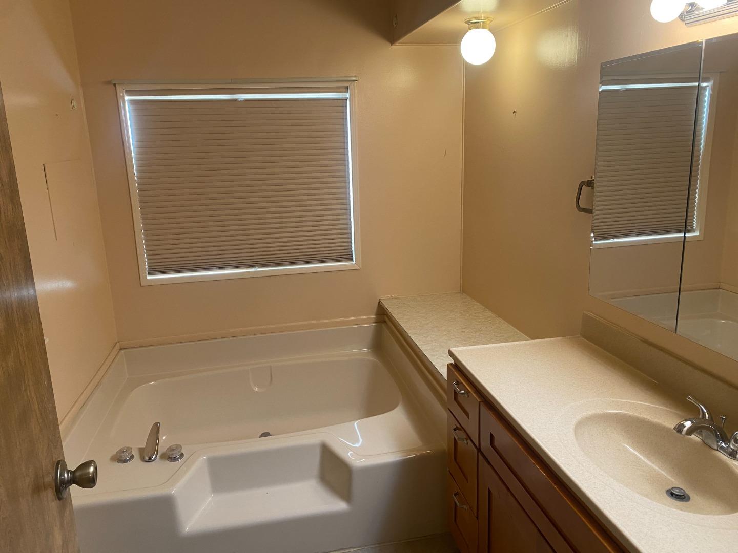 Detail Gallery Image 19 of 21 For 827 Villa Teresa Way #827,  San Jose,  CA 95123 - 2 Beds | 2 Baths