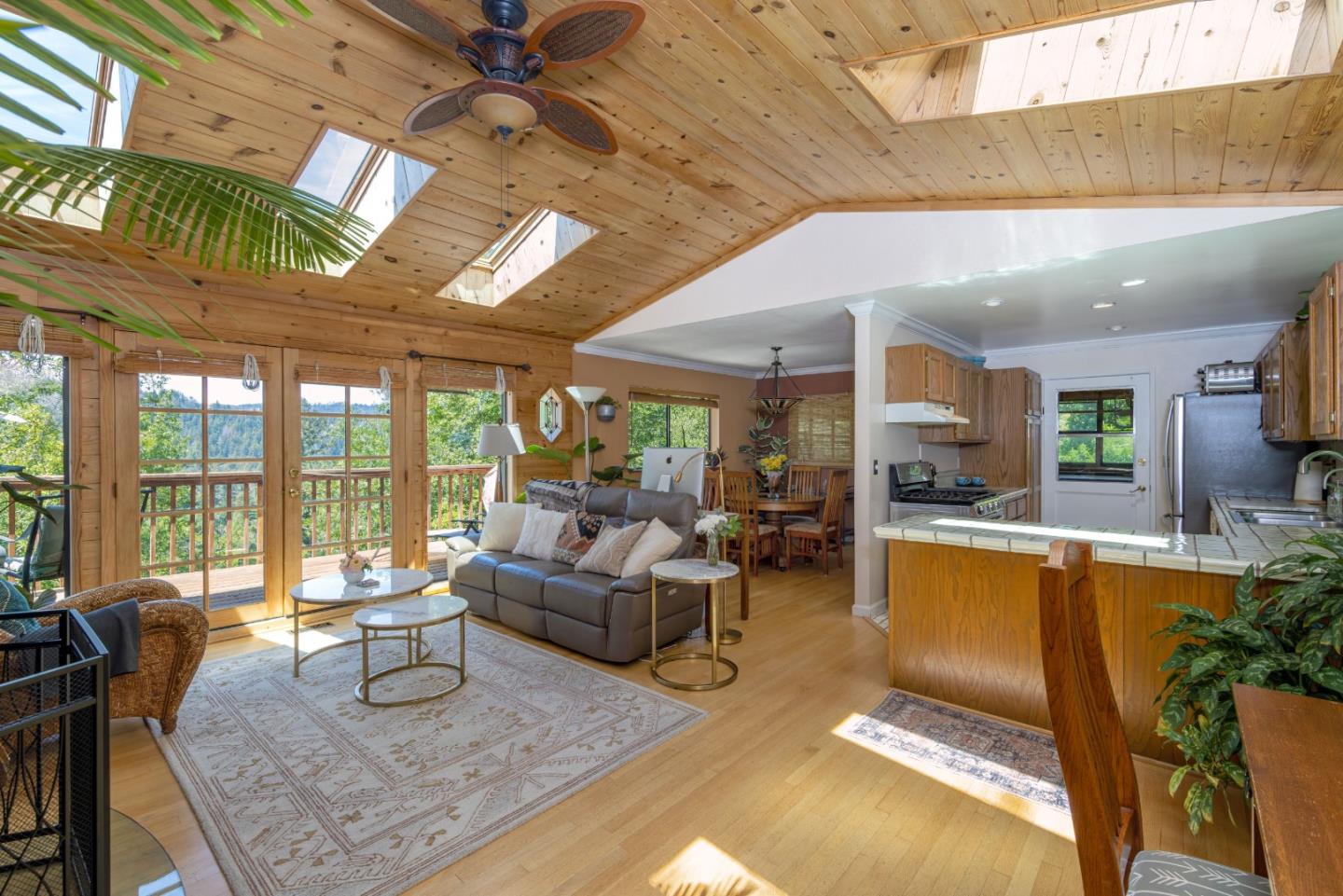 Detail Gallery Image 2 of 41 For 646 Blue Ridge Dr, Boulder Creek,  CA 95006 - 3 Beds | 2 Baths
