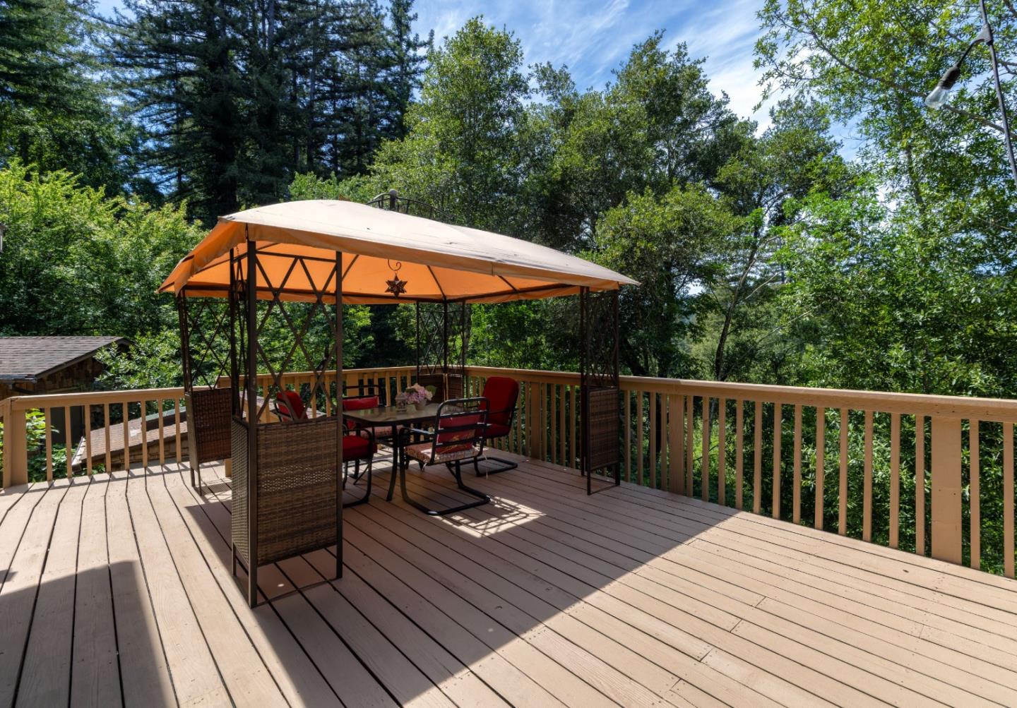Detail Gallery Image 23 of 41 For 646 Blue Ridge Dr, Boulder Creek,  CA 95006 - 3 Beds | 2 Baths